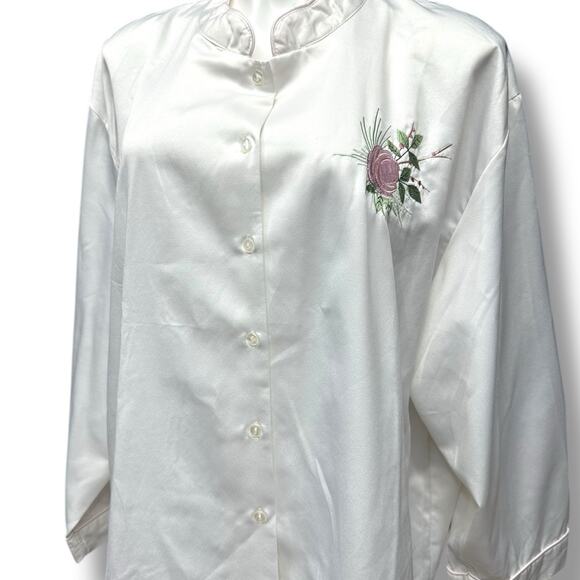 Kay Anna Pajama Set Brushed Back Satin White Embroidered Floral Cottage 3X New - Picture 3 of 16
